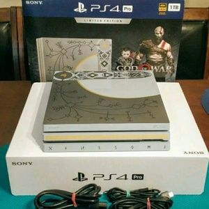 Sony PlayStation 4 + God of war edition